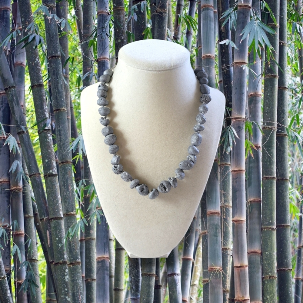 VTG Gray Geode Lava Rock Druzy Agate Raw Bead Hand Knotted Necklace